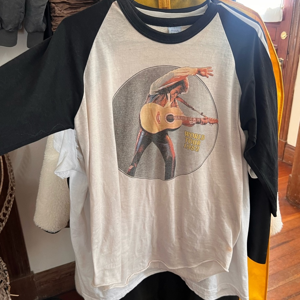 Vintage 1980’s Neil Diamond Raglan TShirt